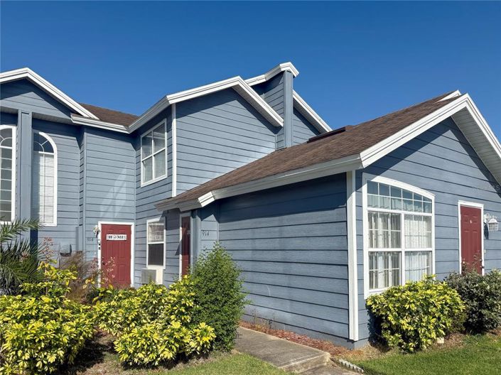 Davenport, Townhouse